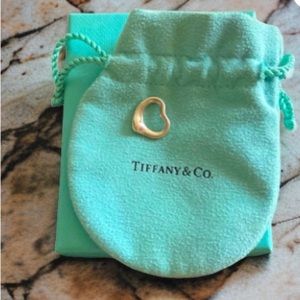 Tiffany Elsa Peretti 18k gold heart pendant- no chain